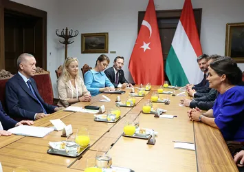 Başkan Erdoğan Macaristan Cumhurbaşkanı Katalin Novak ile bir araya geldi