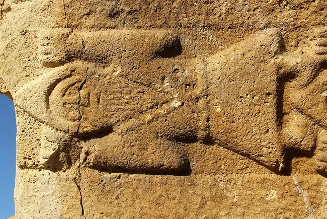 Sivas’taki 2 bin yıllık köprü motifleriyle dikkat çekiyor