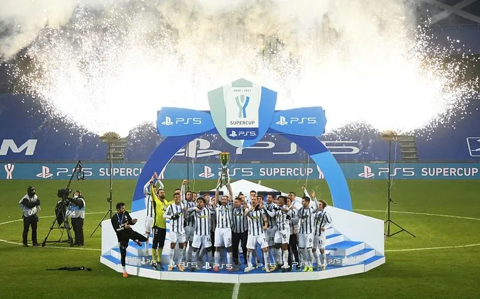 Juventus Napoli’yi yenerek İtalya Süper Kupası’nı kazandı