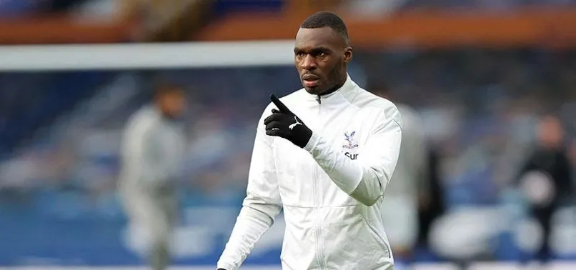 Fenerbahçe'nin transfer etmek istediği Benteke Crystal Palace ile sözleşme yeniledi