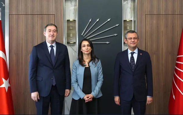 chpnin-ittifak-ortagi-demli-ferhat-encuden-kustah-sozler-istanbul-bence-artik-kurdistanbul-adini-hak-ediyor-1710797475178.jpeg CHP'nin ittifak ortağı DEM'li Ferhat Encü'den alçak sözler: "İstanbul artık ‘Kurdİstanbul’ adını hak ediyor" | Tepkiler çığ gibi... - 2