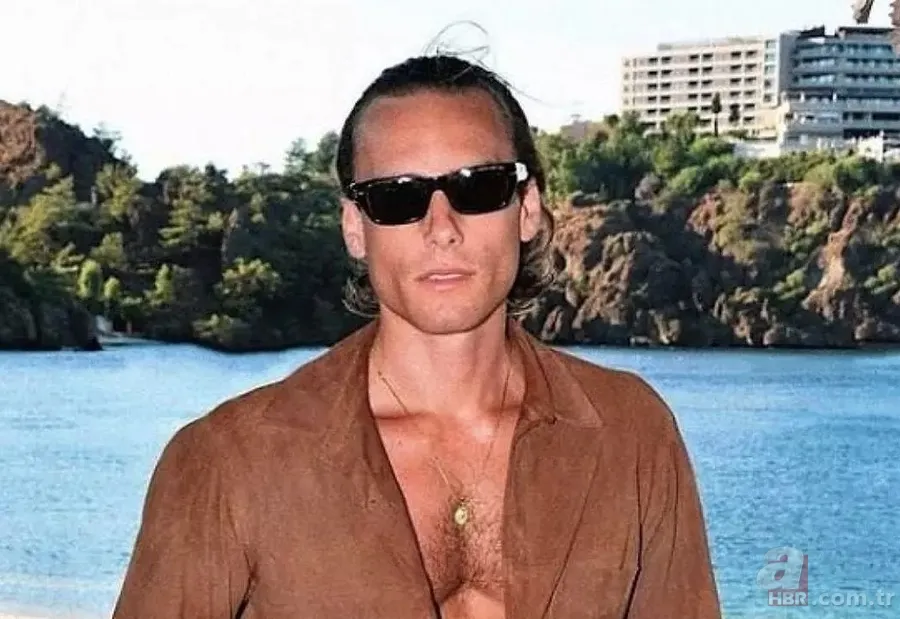 Dilan Çiçek Deniz'in yeni sevgilisi bakın kimin oğluymuş! Babası da çok ünlü! Mert Yazıcıoğlu'ndan sonra... 6