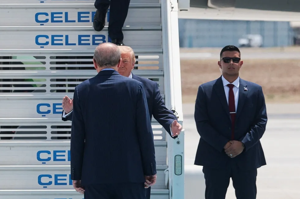 abd-baskani-donald-trump-ankarada-baskan-erdogandan-karsilama-1783423764865.jpeg ABD Başkanı Donald Trump Ankara'da! Başkan Erdoğan'dan karşılama - 5