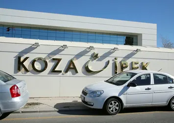 İpek ailesinden çifte vurgun