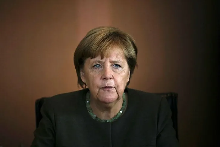 Sabah Avrupa’nın Merkel’in uykularını kaçıran manşetleri