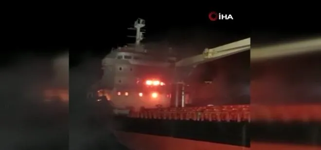 Kuru yük gemisinde patlama sonrası yangın! Yaralı mürettebat Sinop Limanı’na getirildi