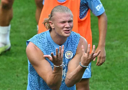 Manchester City’nin futbolcusu Erling Haaland'ın lüks otomobili olay oldu