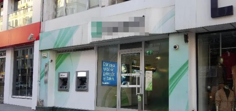 Sivas’ta banka müdüründen filmleri aratmayan soygun