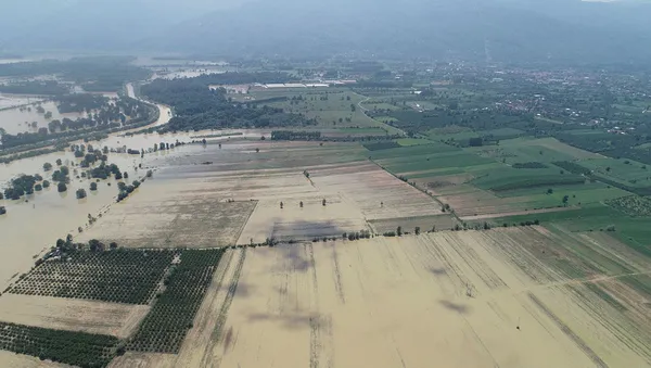 İstanbul ve Ankara’ya yağmur yağacak mı? O illere sel ve su baskını uyarısı | İşte 5 günlük hava durumu