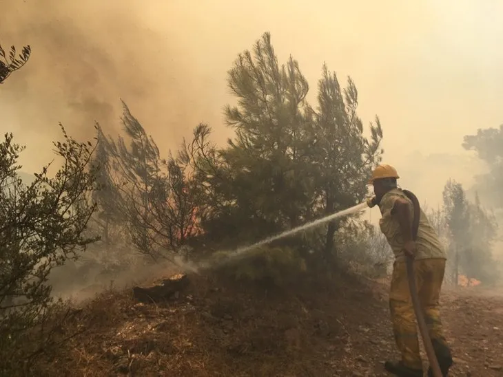 Muğla’dan art arda yangın haberleri! Köylüler evlerini terk ediyor