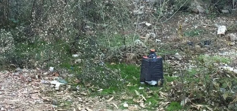 Adana'da yol kenarında çalılıklar arasına gizlenmiş EYP bulundu