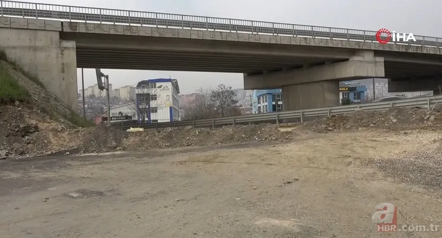 Tedirginlik yaratan görüntü! Çıplak şahsın garip hareketleri kamerada 2