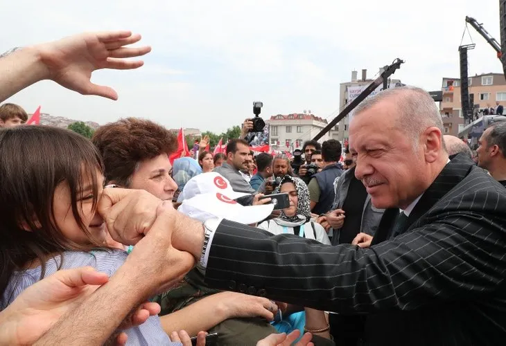 Başkan Erdoğan'a İstanbul'da sevgi seli