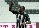 Aboubakar Beşiktaşa koşuyor