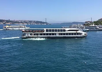 Kabataş'taki vapur iskeleleri 10 Ağustos'a kadar hizmet verecek