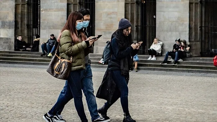 Son dakika: Hollanda'da kapalı alanlarda maske zorunluluğu kalktı | Hollanda'da nerelerde maske zorunlu? - 2