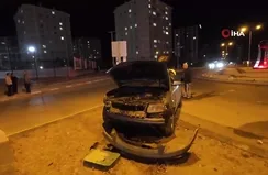 Karaman’da iki otomobil çarpıştı