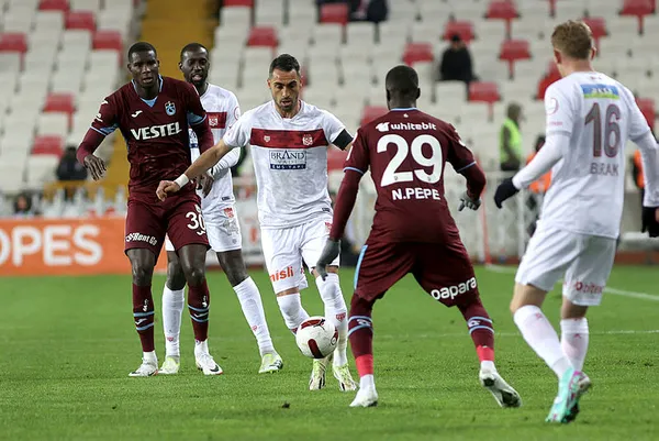 Sivas’ta gollü beraberlik! Sivasspor 3-3 Trabzonspor MAÇ SONUCU