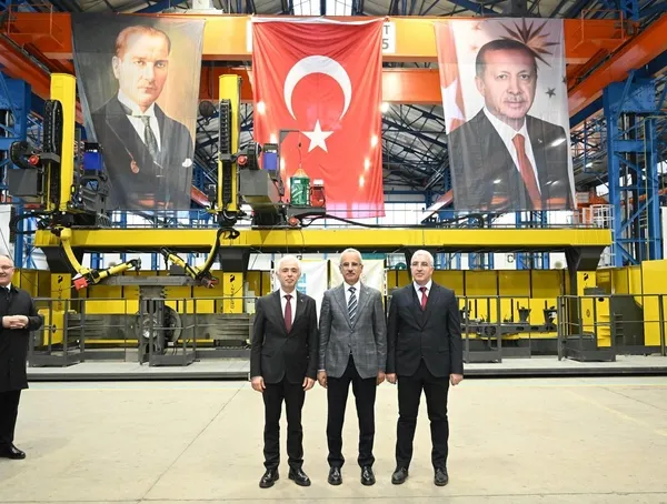 Ulaştırma ve Altyapı Bakanı Uraloğlu’ndan müjde üstüne müjde: Milletimizin hizmetkarıyız | Palavracı İmamoğlu’na net cevap: 129 milyar TL yatırım yaptık