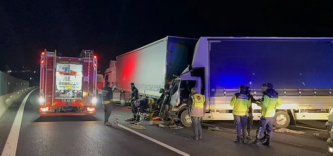 TEM'de zincirleme kaza: 4 kişi yaralandı