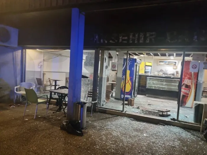 fransanin-grenoble-kentindeki-barda-el-bombali-saldiri-cok-sayida-yarali-var-1739400129924.jpeg Fransa'nın Grenoble kentindeki barda el bombalı saldırı! Çok sayıda yaralı var - 1