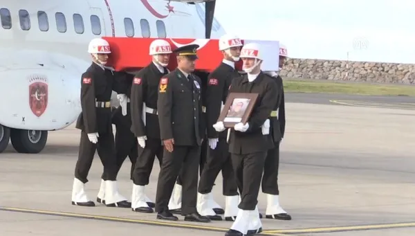 Pençe Kilit şehitlerine veda! Gözyaşları sel oldu