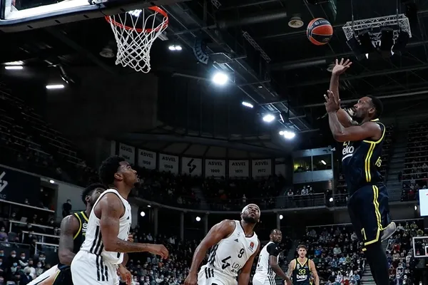 fenerbahce-son-dakikada-kaybetti-thy-avrupa-liginde-ldlc-asvel-deplasmaninda-maglubiyet-1640298708286.jpg Fenerbahçe son dakikada kaybetti! THY Avrupa Ligi'nde LDLC Asvel deplasmanında mağlubiyet - 2