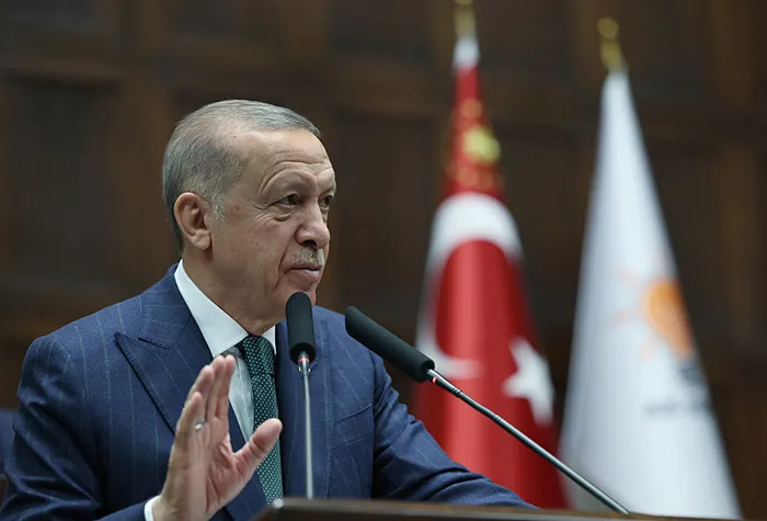 baskan-erdogan-icisleri-bakani-yerlikayayi-kulliyeye-cagirdi-kumpaslara-yonelik-ust-uste-kritik-zirveler-1715769202756.jpg Başkan Erdoğan İçişleri Bakanı Yerlikaya'yı Külliye'ye çağırdı! Kumpaslara yönelik üst üste kritik zirveler... - 3