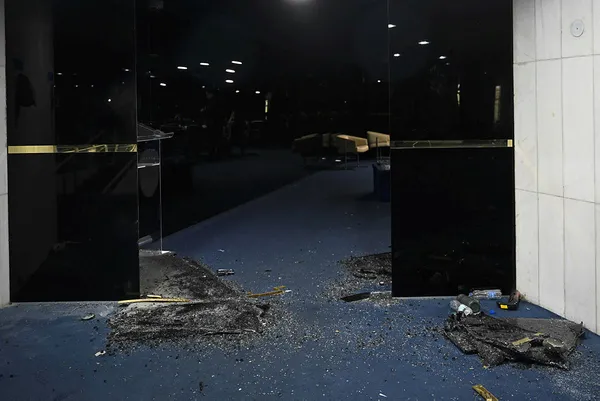 Brezilya’da sular durulmuyor! 1200 gözaltı 70 yaralı! Kongre baskınında Bolsonaro’nun yeğeni de yer aldı...