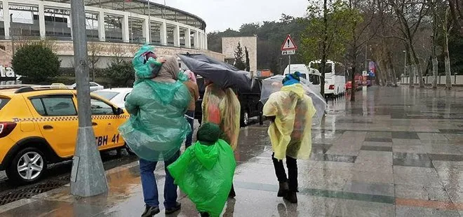 İstanbul’da şiddetli yağış! Vatandaşlar zor anlar yaşadı
