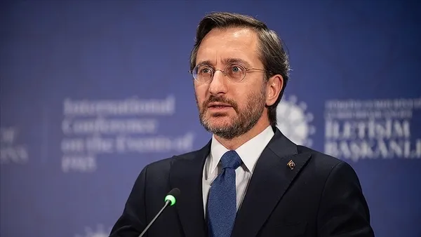 iletisim-baskani-altun-fahrettin-rus-ve-amerikali-istihbarat-baskanlarinin-turkiyede-bulustugunu-teyit-ediyoru-1668453542562.jpg İletişim Başkanı Altun Fahrettin: Rus ve Amerikalı istihbarat başkanlarının Türkiye’de buluştuğunu teyit ediyoruz - 2