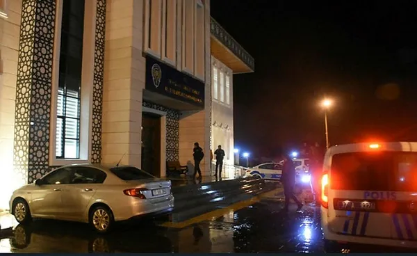 CHP'li Beşiktaş Belediyesi'nde rüşvet operasyonu! Eski Başkan Murat Hazinedar yakalandı - 3