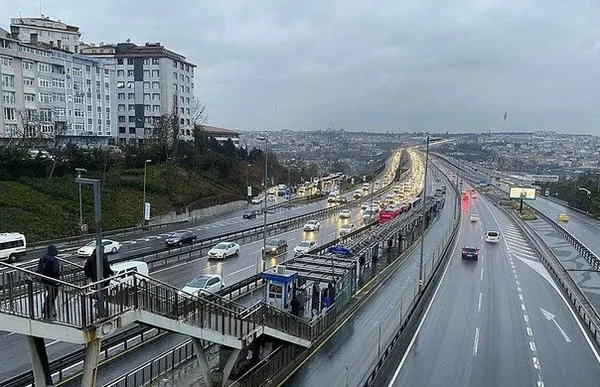 İstanbul güne trafikle başladı! - 2