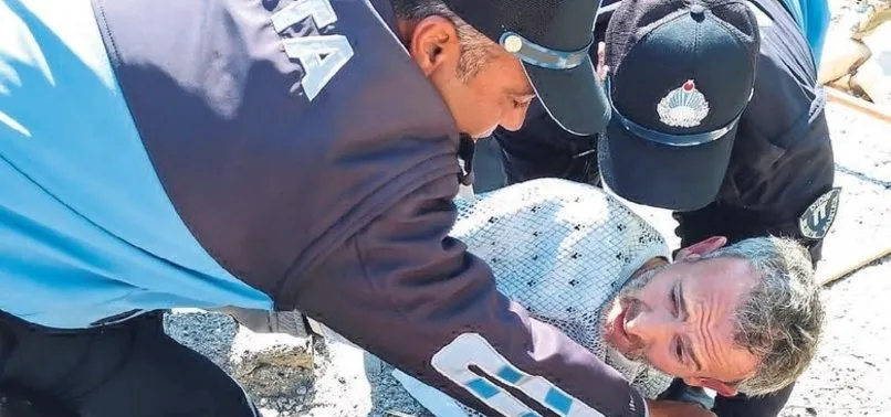 CHP'li belediyede skandal! Hem yıktılar hem dövdüler...