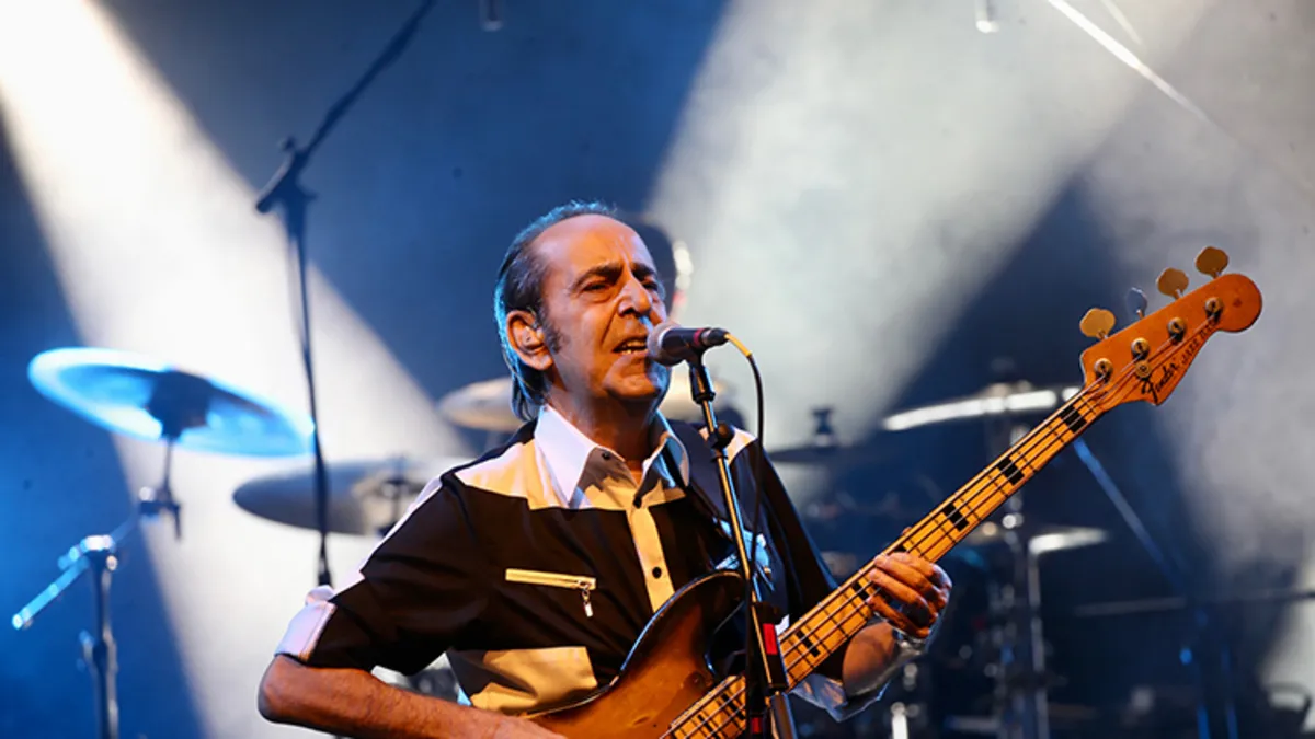 MFÖ'nün gülen yüzü: Özkan Uğur'un vefatının üzerinden 2 yıl geçti