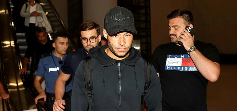 Beşiktaş Alex Oxlade-Chamberlain'i KAP'a bildirdi! Kara Kartal'a yeni orta saha...