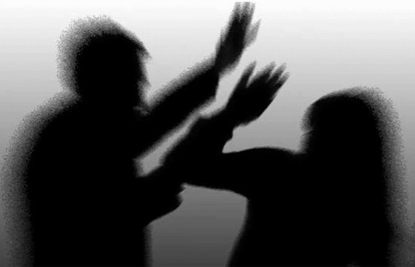 genc-kadini-demir-sopa-ve-cam-kiriklari-ile-darp-etti-1601699216317.jpg Genç kadını demir sopa ve cam kırıkları ile darp etti! - 3