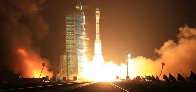 Çin Şicien-6 uydularını uzaya yolladı