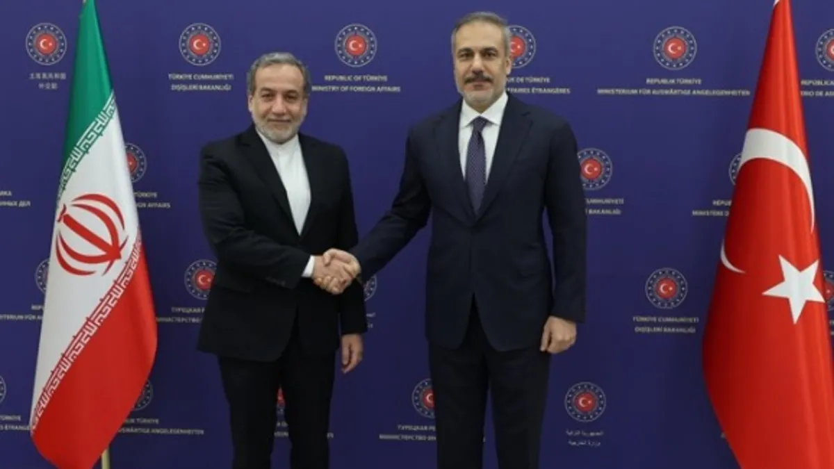 Bakan Fidan İranlı mevkidaşı ile görüştü!