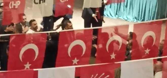 CHP İl Kongresi’nde kavga! O anlar kamerada