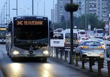 İBB: Yenikapı mitingi için tüm toplu ulaşım araçları ücretsiz olacak