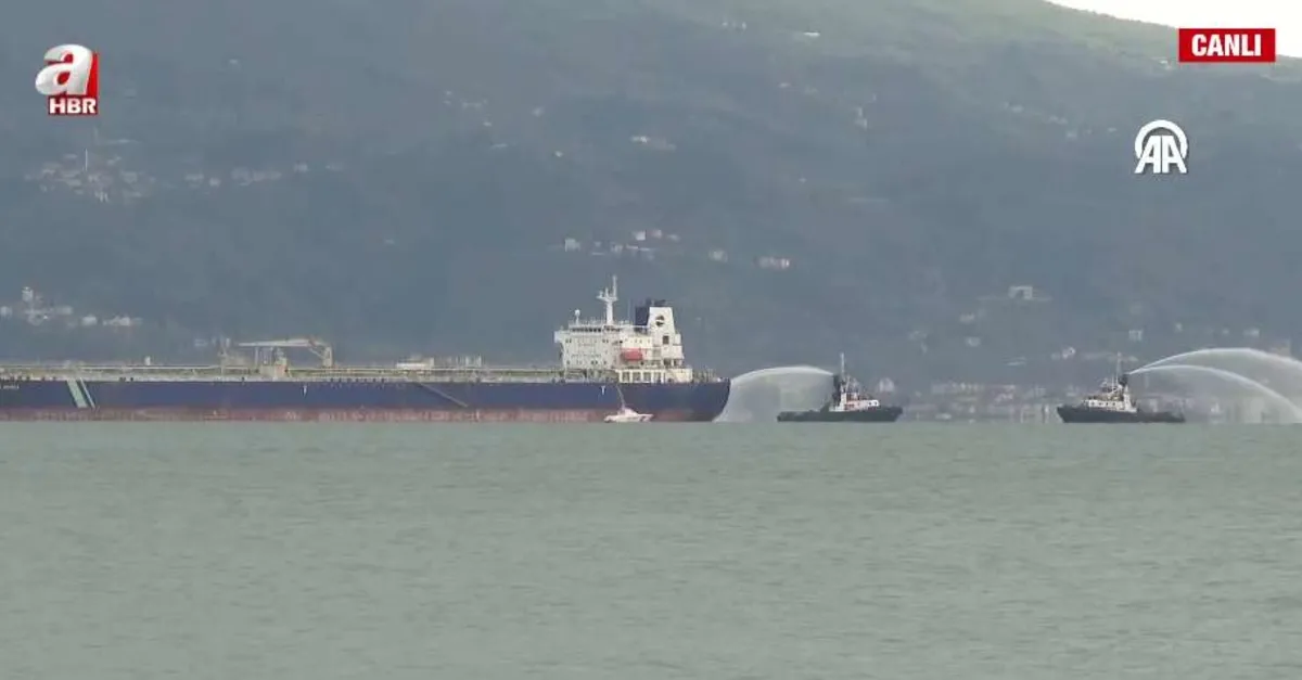 İzmit Körfezi'nde tanker gemisinde yangın!