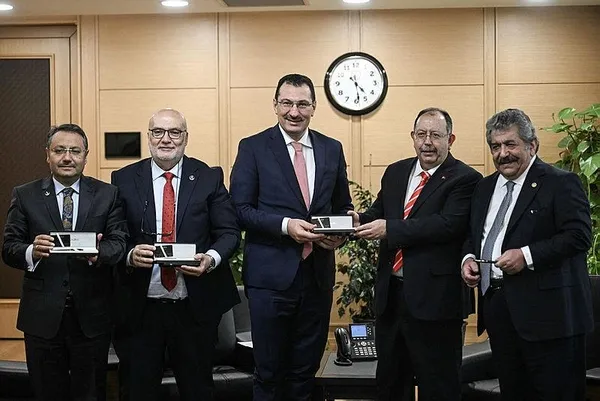 Cumhur İttifakı genişledi! Yeniden Refah Partisi de ittifaka dahil oldu! HÜDA PAR’dan seçim açıklaması geldi