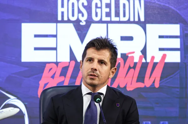 Medipol Başakşehir'de Emre Belözoğlu dönemi başladı - 3