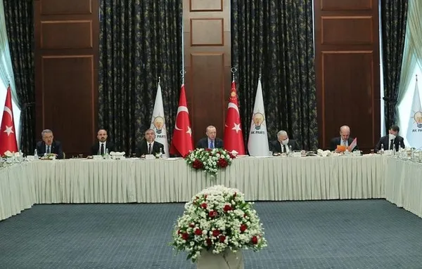 Son dakika: AK Parti Sözcüsü Ömer Çelik’ten Rusya-Ukrayna savaşı hakkında flaş açıklama