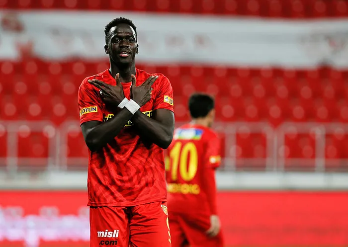 Göztepe'de Cherif Ndiaye isyan bayrağını açtı - 1