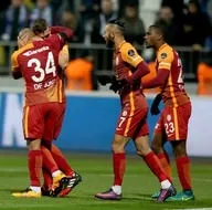 Kasımpaşa - Galatasaray maçından kareler