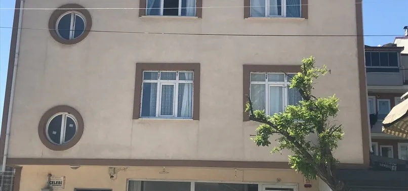 Kocaeli’de ikinci kattan düşen 17 yaşındaki kız yaralandı