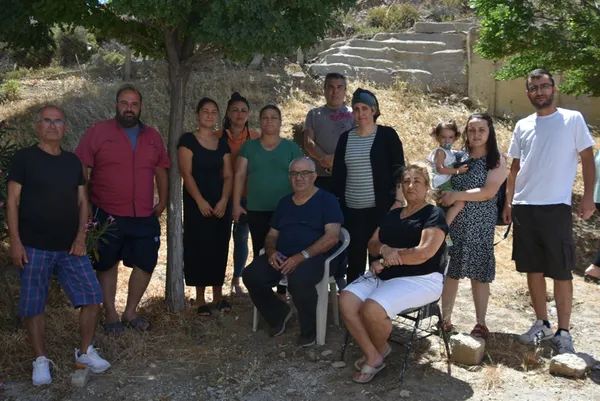 CHP’li Tunç Soyer’e depremzedelerden tepkiler çığ gibi: İşgalci değil depremzedeyiz