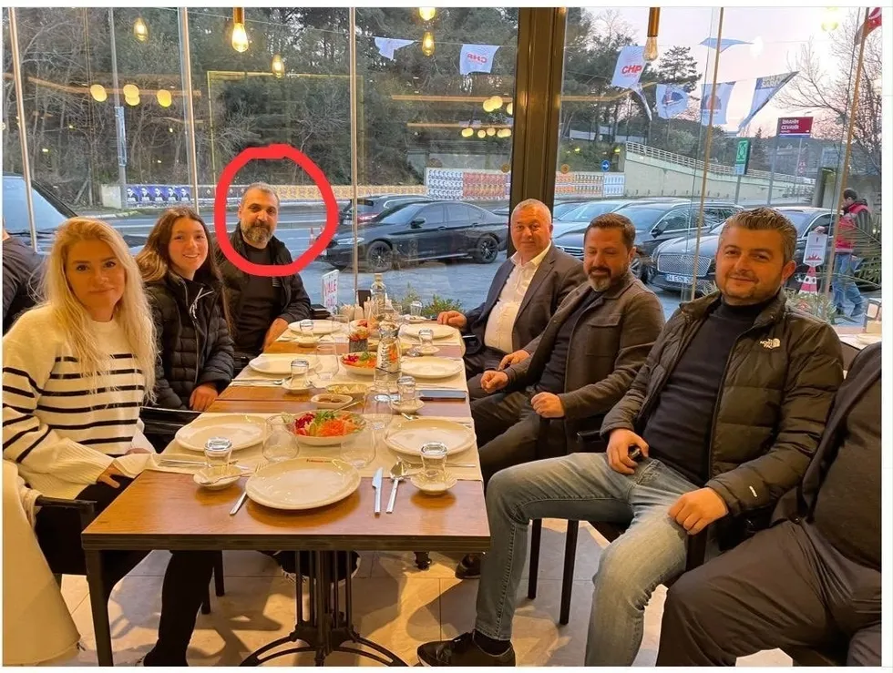 yeni-parti-milletvekili-cemal-enginyurtun-oglu-alpturk-enginyurt-supheli-sifatiyla-ifadeye-cagrildi-1787057481546.jpeg 2025 yılında Alptürk Enginyurt'un hesaplarında yaklaşık 25 milyon TL'lik para giriş çıkışı oldu.